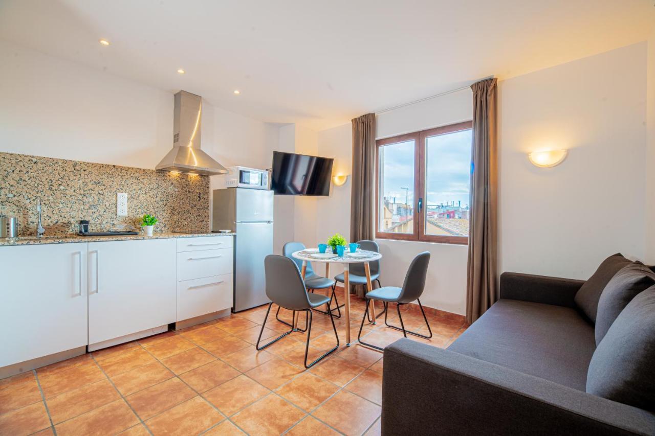 3 En La Muralla Romana Junto A La Catedral Apartment Tarragona